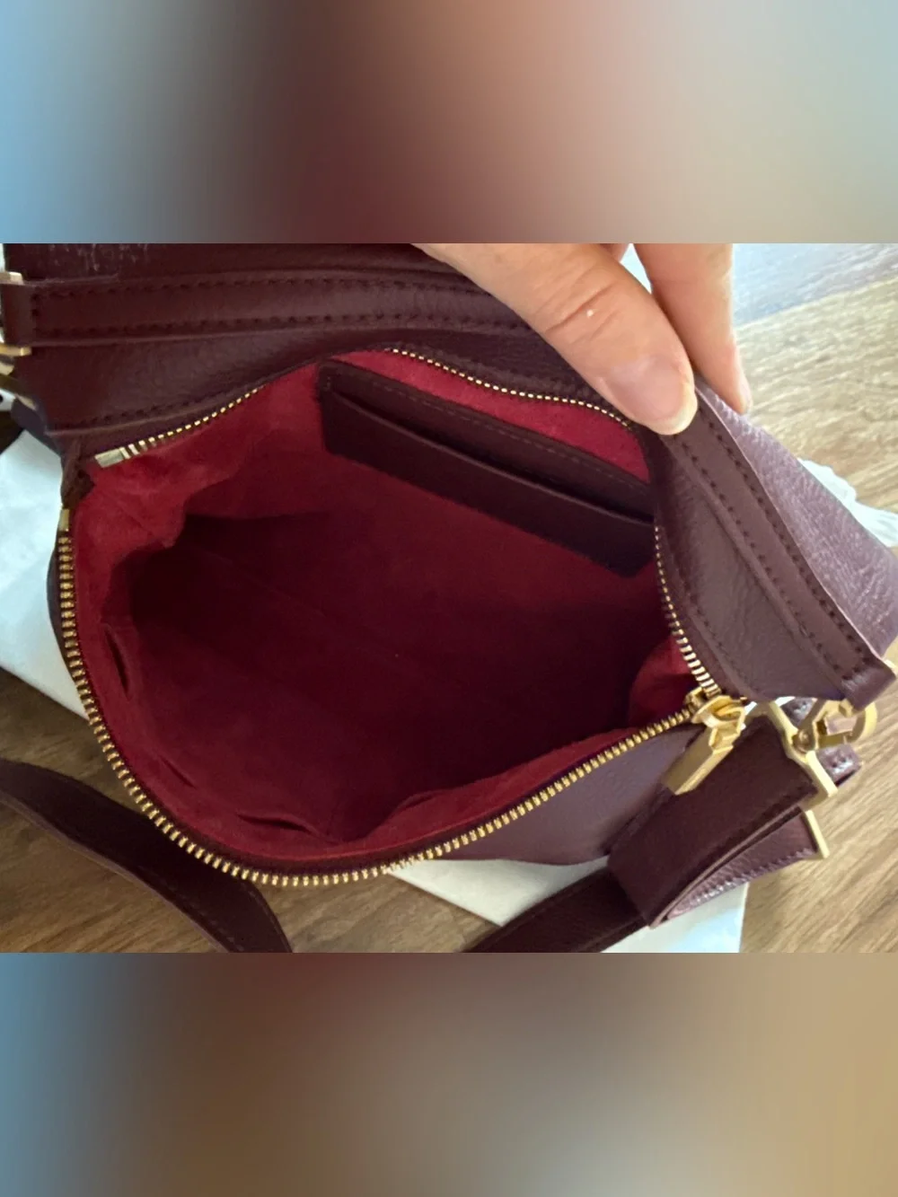 Hammitt Medium VIP - Cherrywood